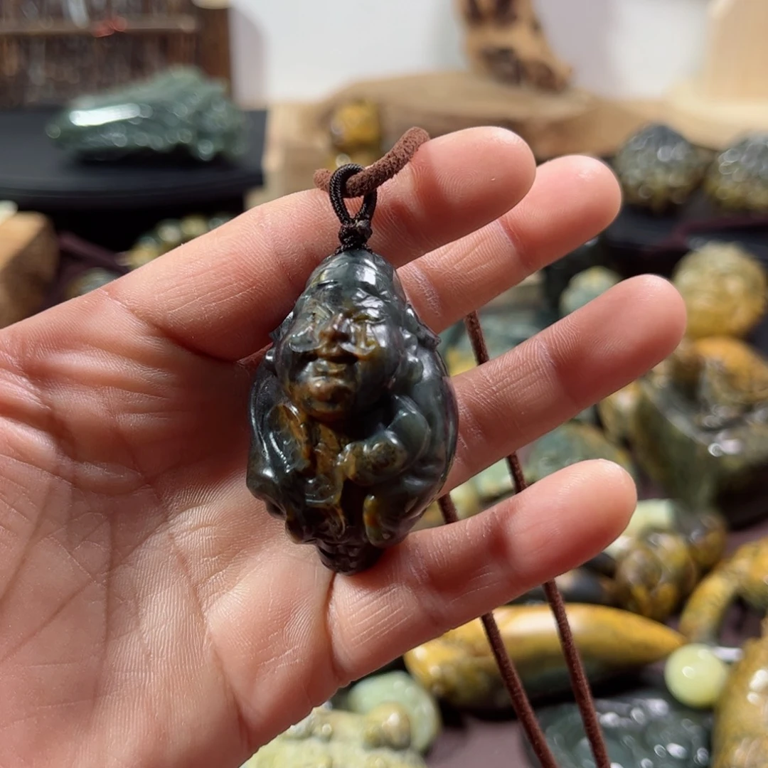 岫岩河磨玉（透闪石质玉）挂件未镶嵌C****°