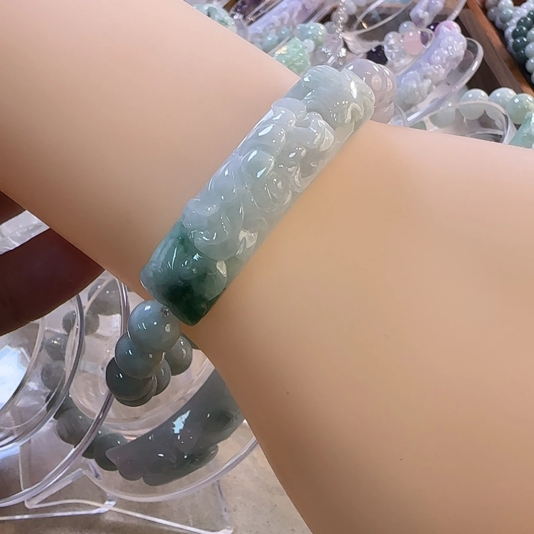 颈饰未镶嵌翡翠手牌