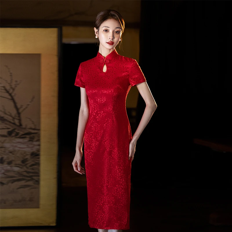 红色气质旗袍2025新款春夏季女妈妈喜婆婆婚宴礼服高贵中长款改良