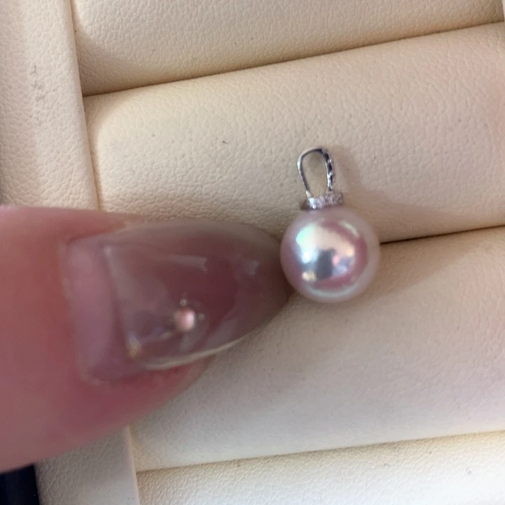 颈饰18K金镶嵌海水珍珠