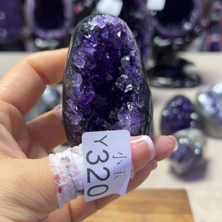 大型摆件（非配饰）未镶嵌水晶摆件