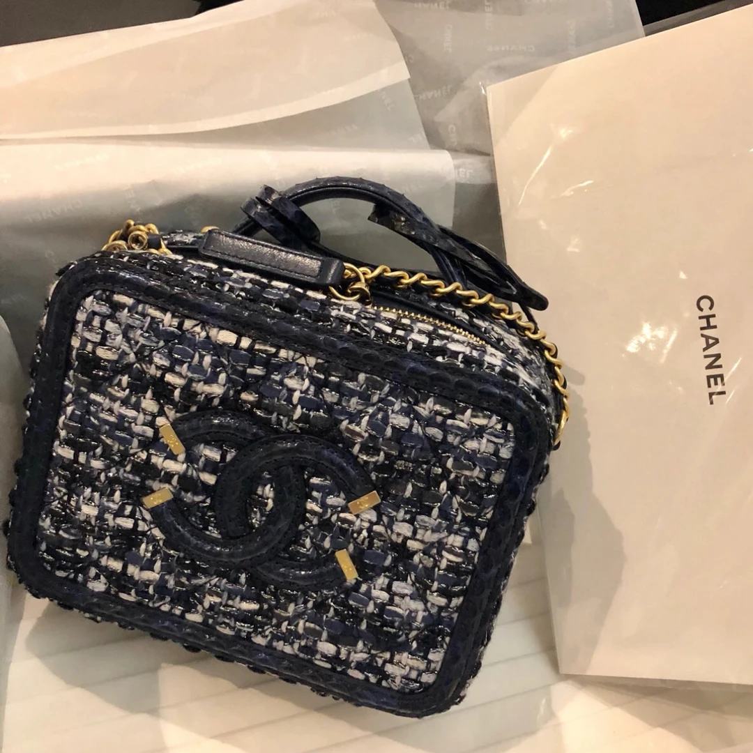 95新 Chanel/香奈儿 多多奢品/香奈儿织物相机斜挎包/98新