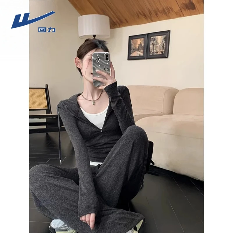 回力时尚通勤轻氧休闲运动套装女慵懒连帽假两件上衣显瘦阔腿裤子