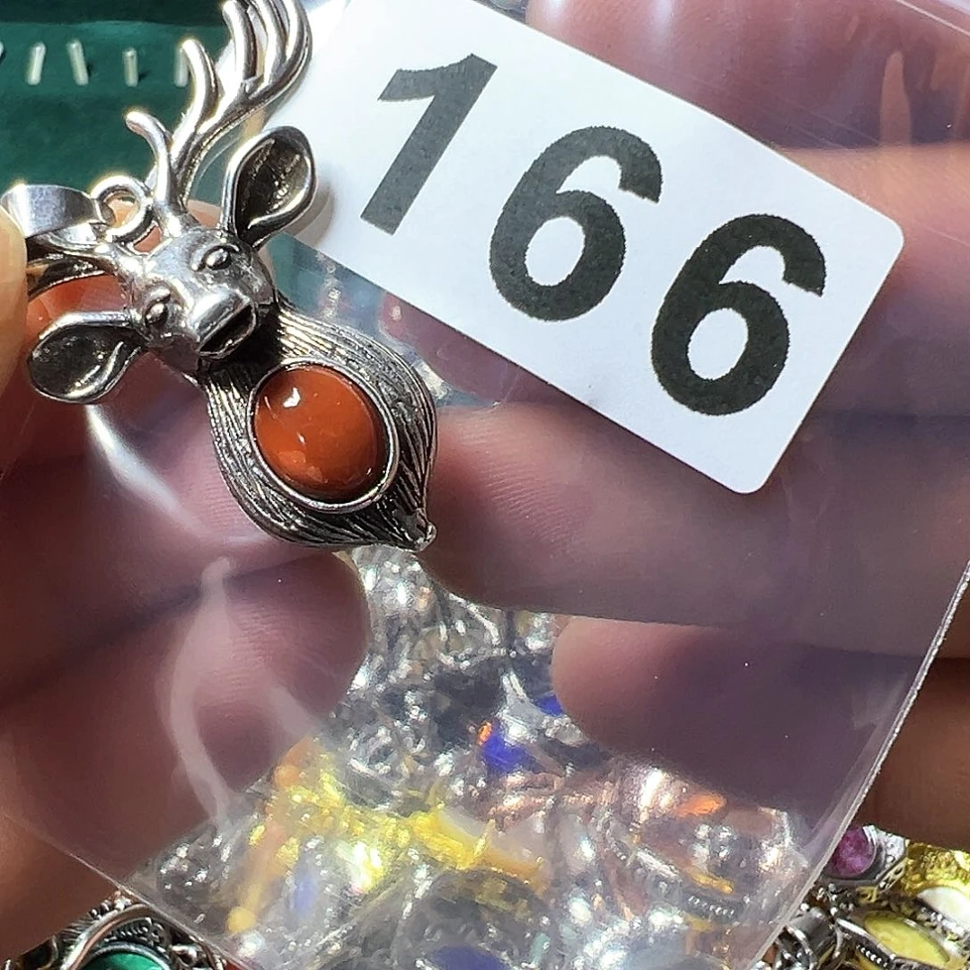 南红玛瑙颈饰未镶嵌