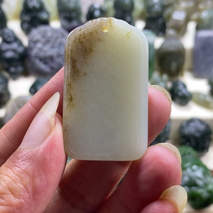 颈饰未镶嵌和田玉