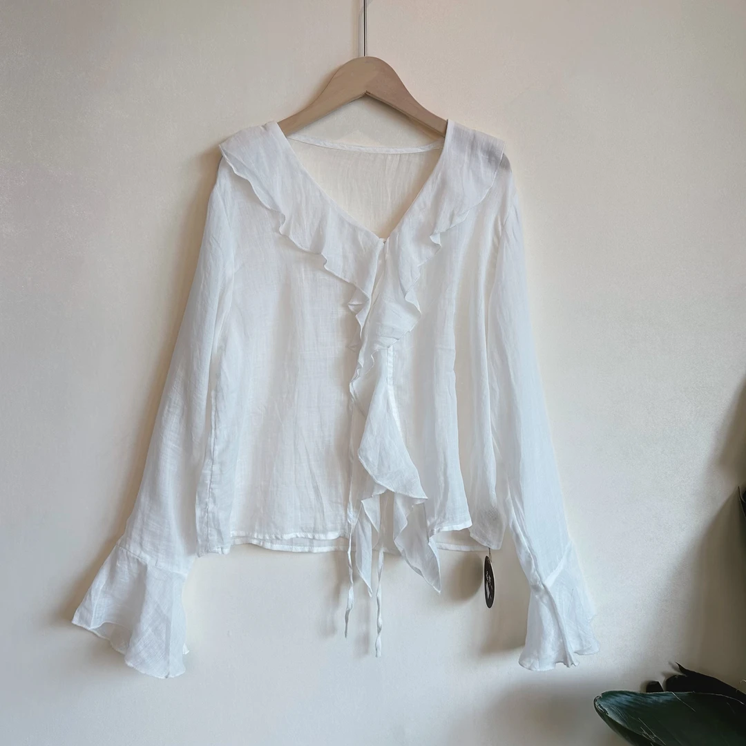 【繁花】气质荷叶边慵懒衬衫 宽松显瘦法式V领小众上衣