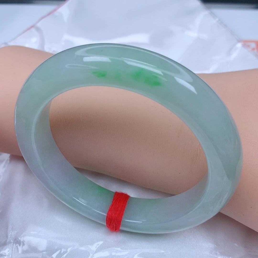 【闪购商品】未镶嵌手镯翡翠，57