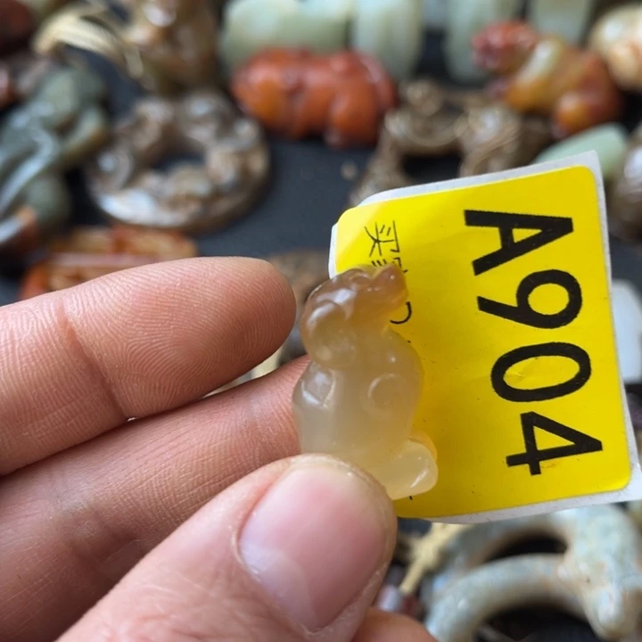 玛瑙/玉髓颈饰合金