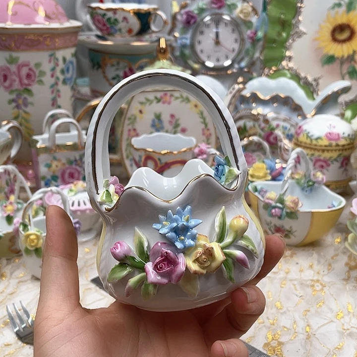 杯碟陶瓷摆件陶瓷