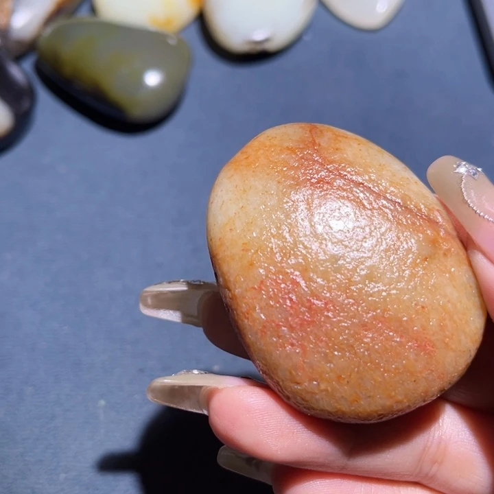 和田玉未镶嵌珠宝奇石