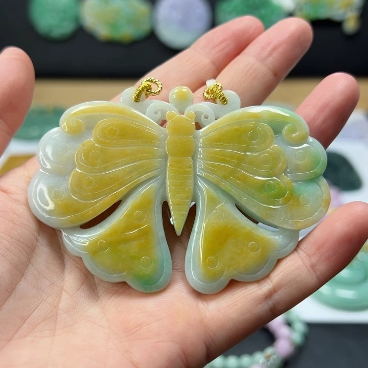 颈饰未镶嵌翡翠吊坠