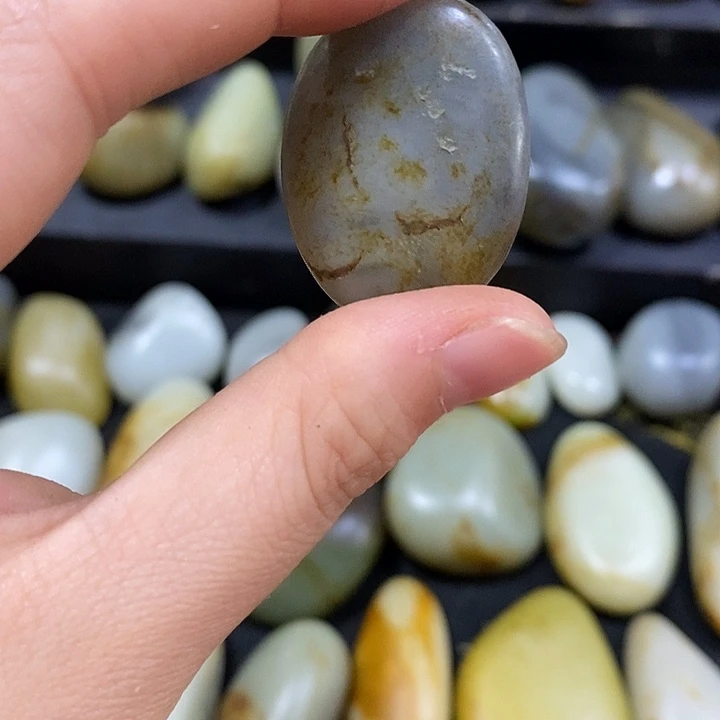 和田玉（糖玉）未镶嵌挂件