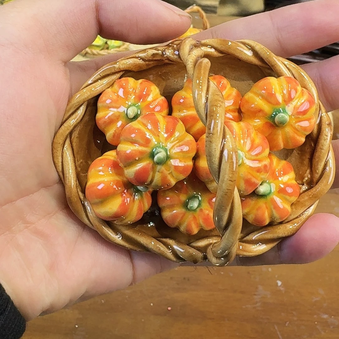 陶瓷金瓜小摆件的