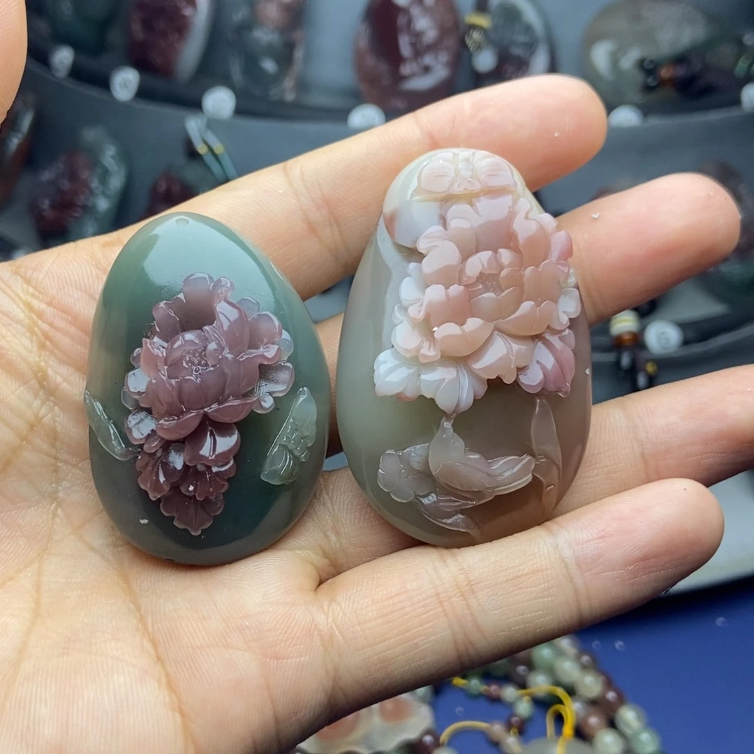 情***价玛瑙/玉髓未镶嵌颈饰