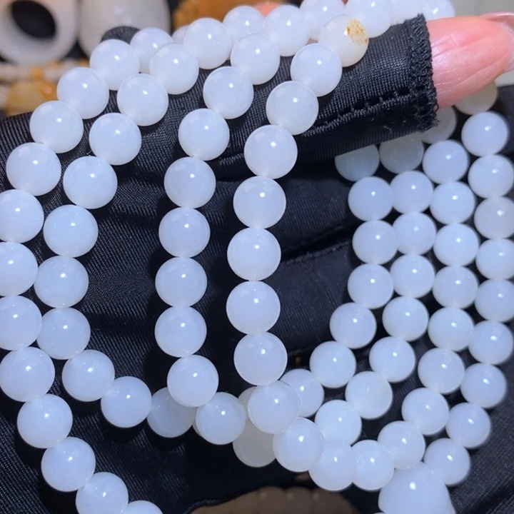 春***冬和田玉未镶嵌手链