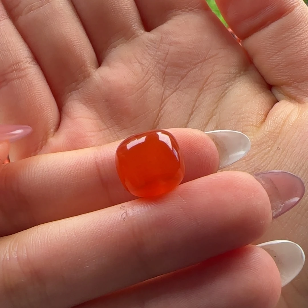 南红玛瑙未镶嵌老型12.9*11.9有水线