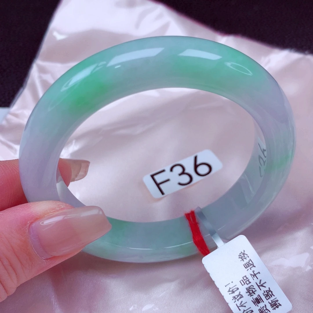 翡翠未镶嵌手镯手镯