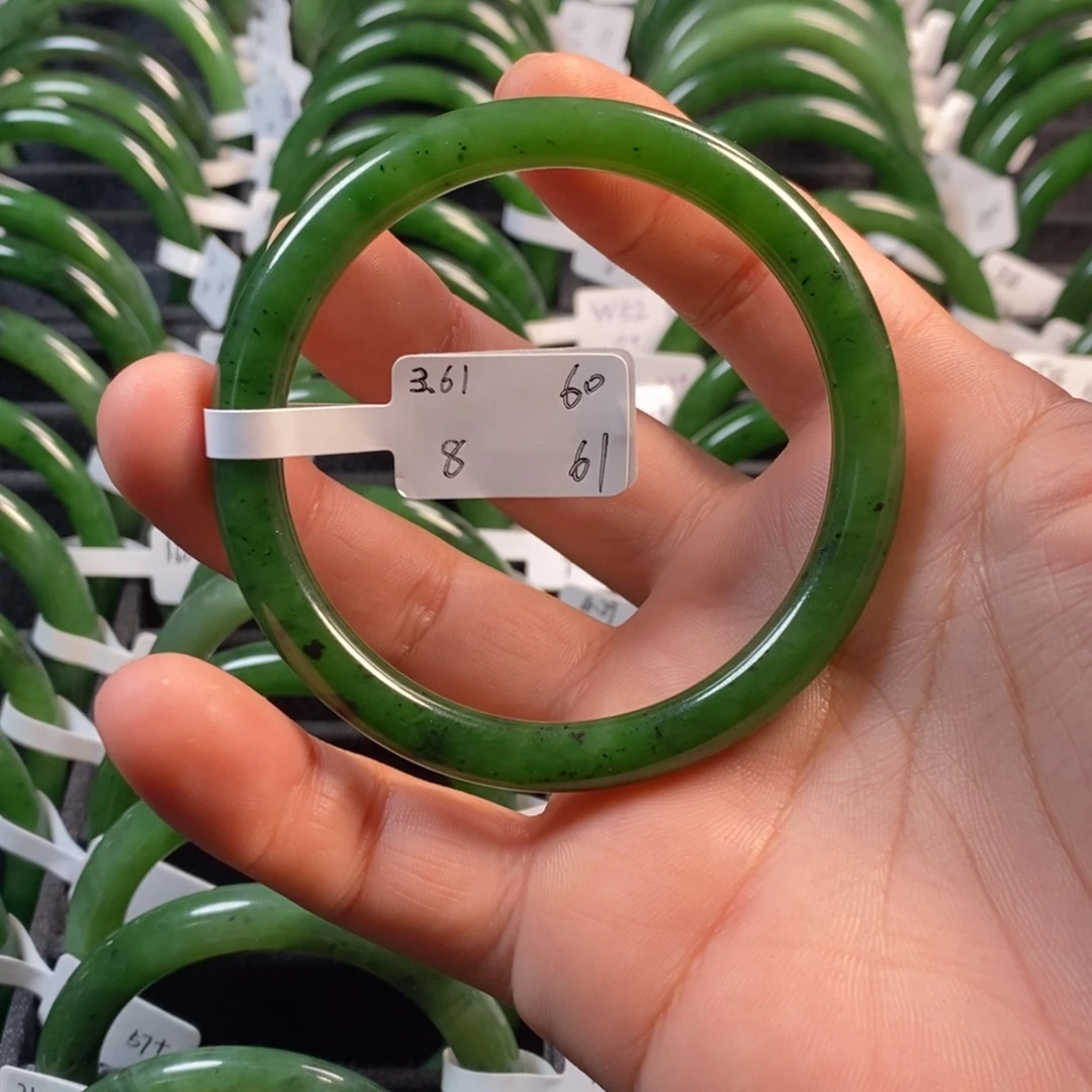 和田玉（碧玉）手镯未镶嵌60