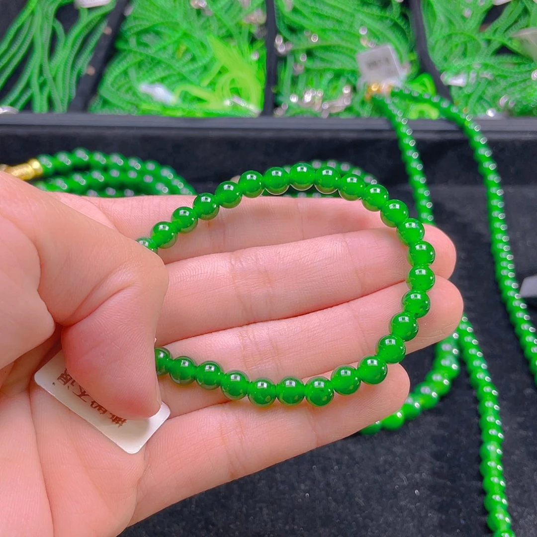 翡翠未镶嵌颈饰