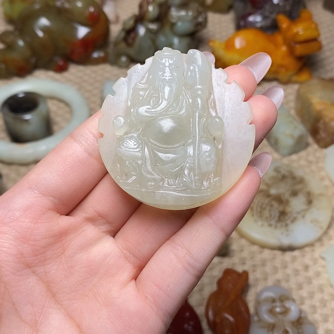 未镶嵌蛇纹石玉颈饰