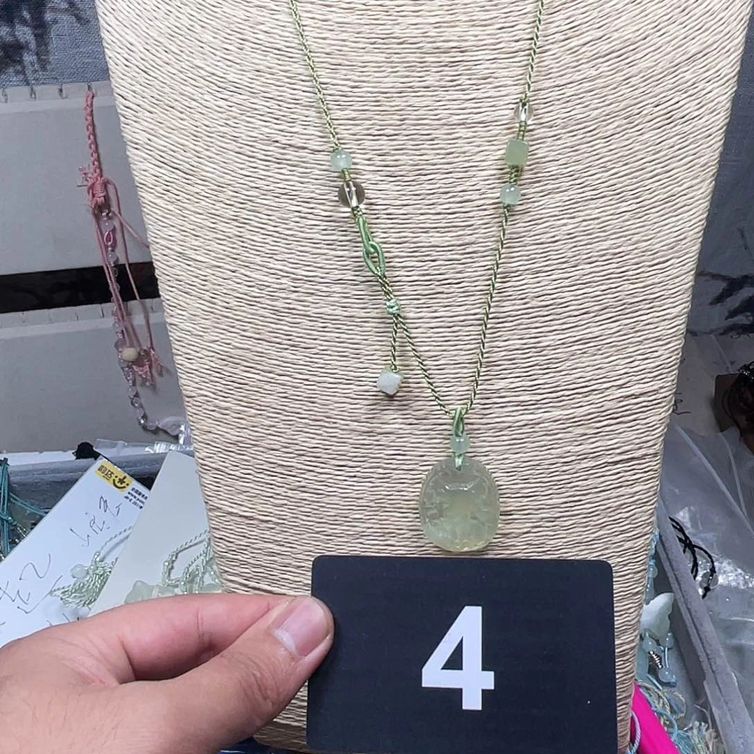 蛇纹石玉合金颈饰