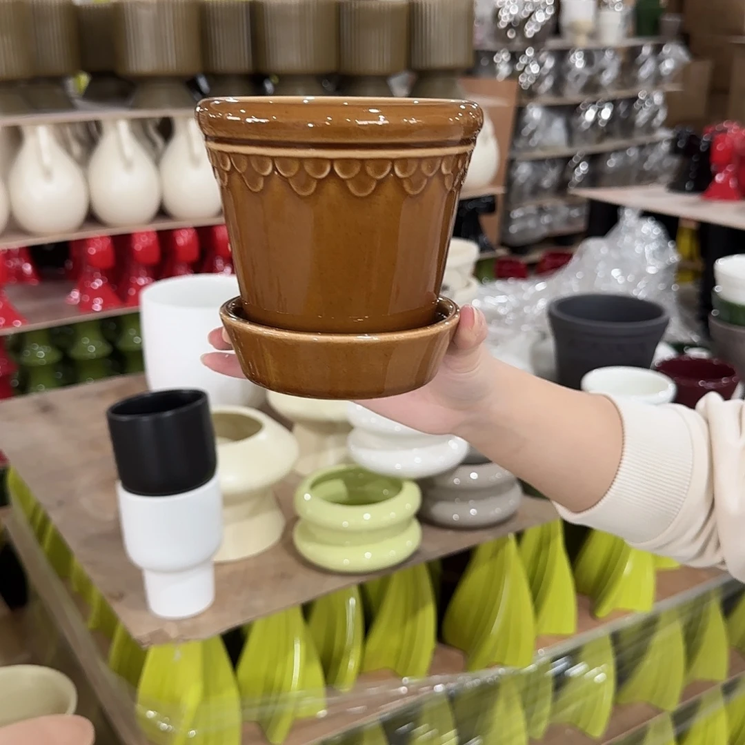 b4焦糖色带托花盆花盆花盆