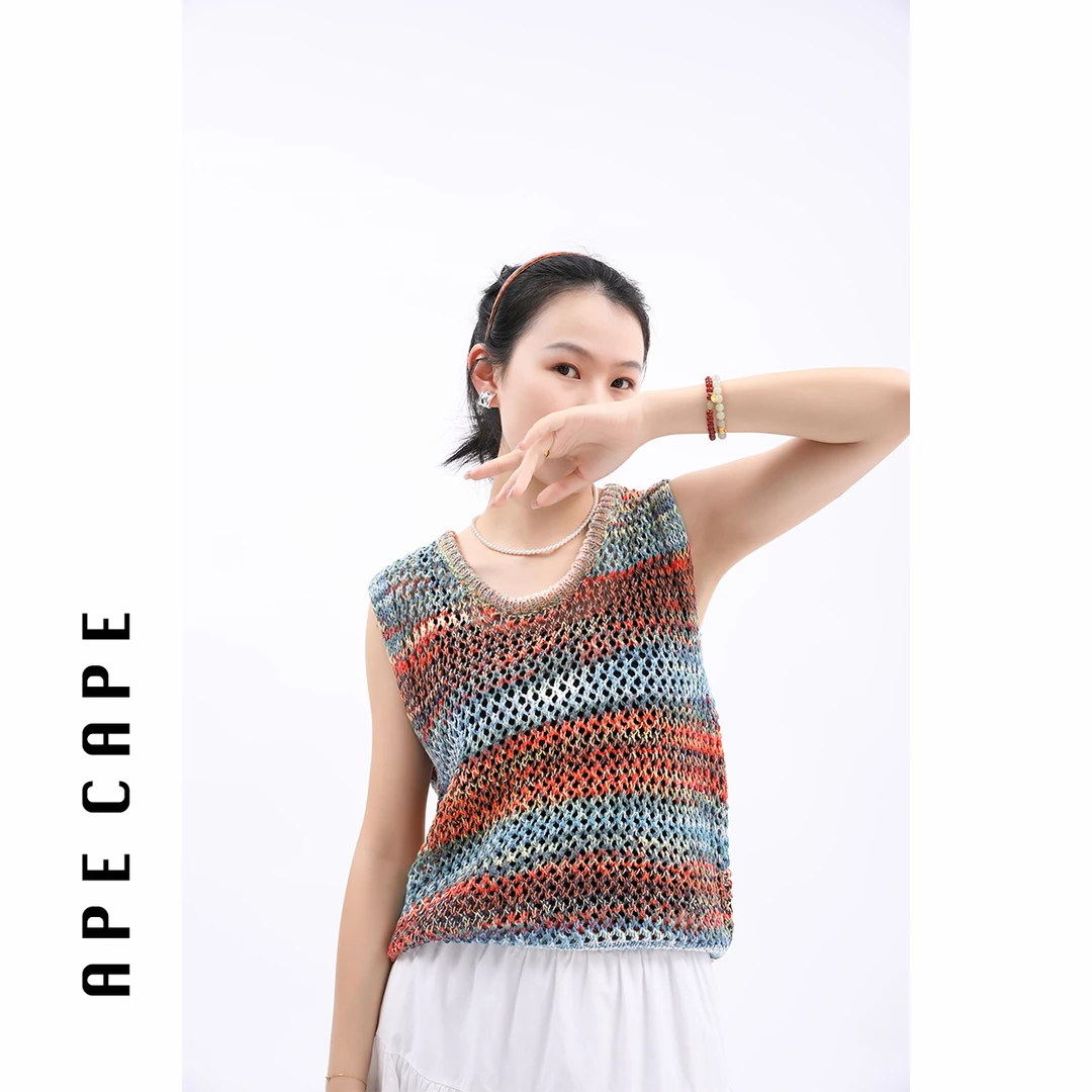APE CAPE【遇见彩虹】无袖镂空针织背心女 夏季彩虹条镂空针织衫女