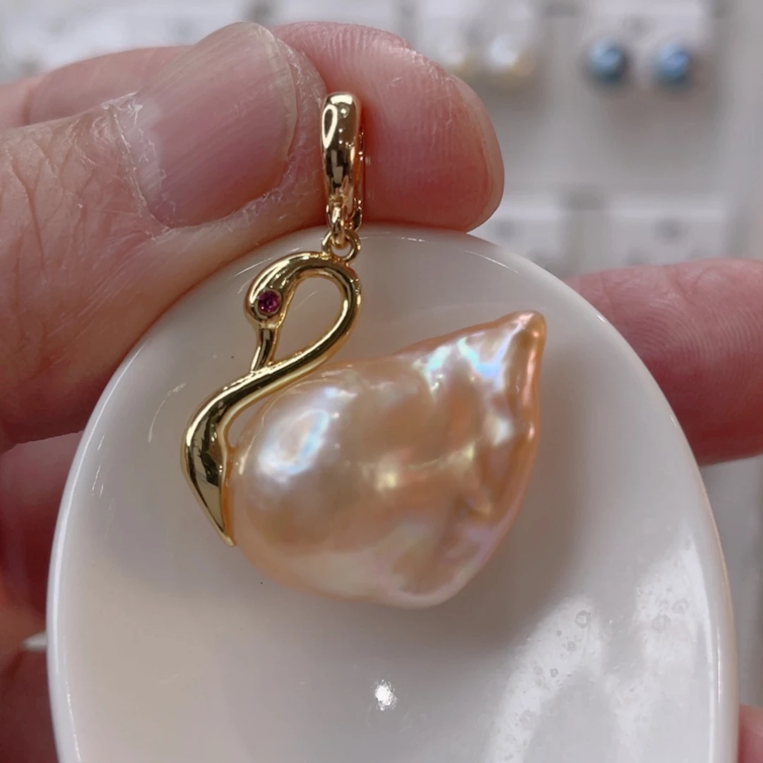 颈饰未镶嵌淡水珍珠