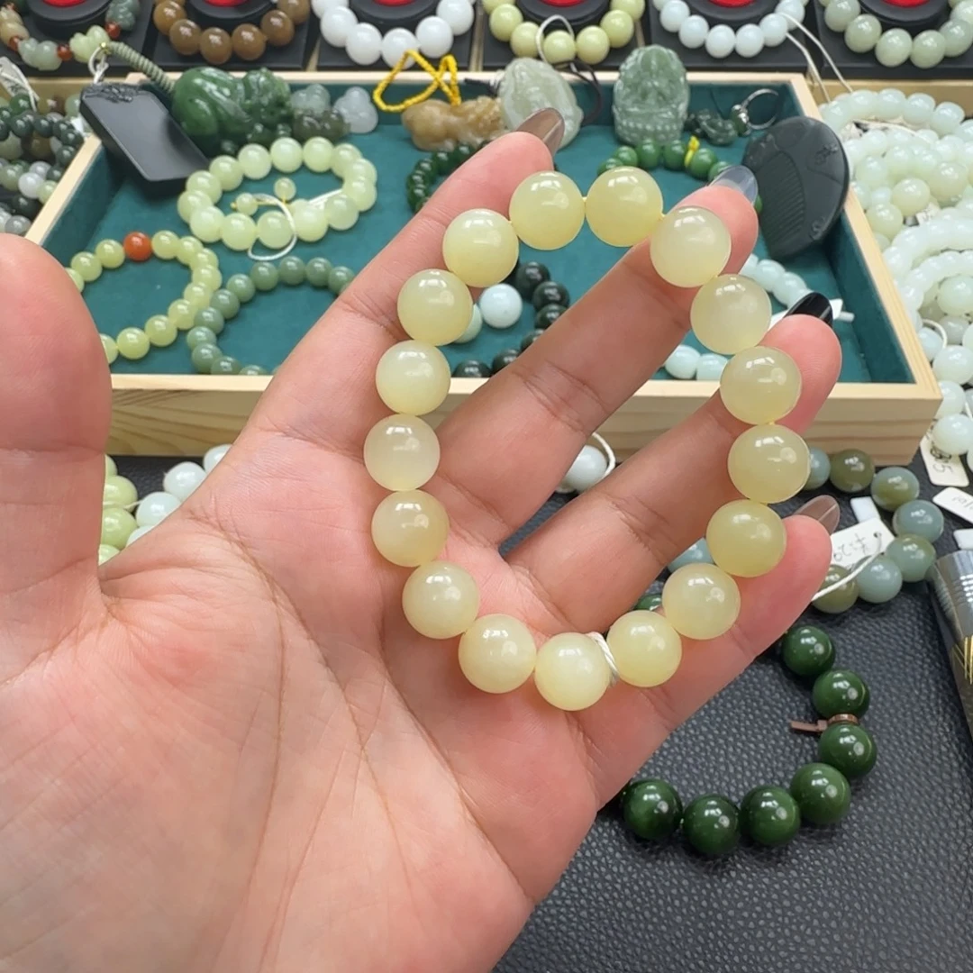 和田玉未镶嵌手链