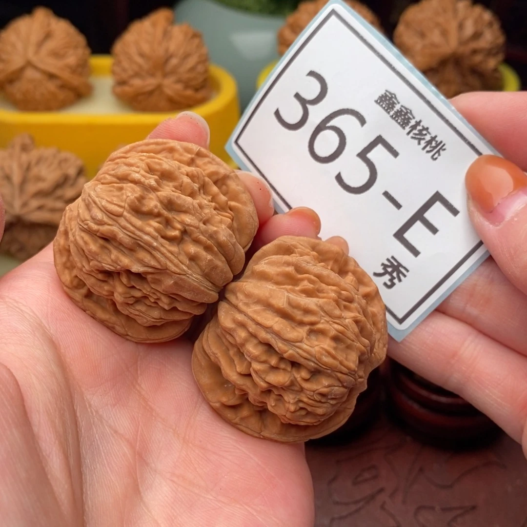 文玩核桃把件汉高楼39