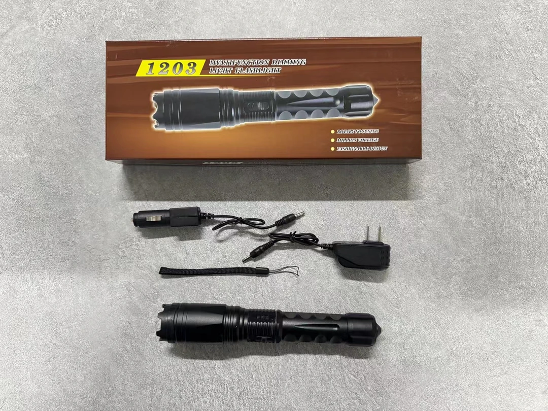 1203车载户外便携多功能战术手电筒强光照明防身工具露营