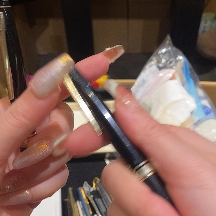 但***光中古香水沐浴露持久留