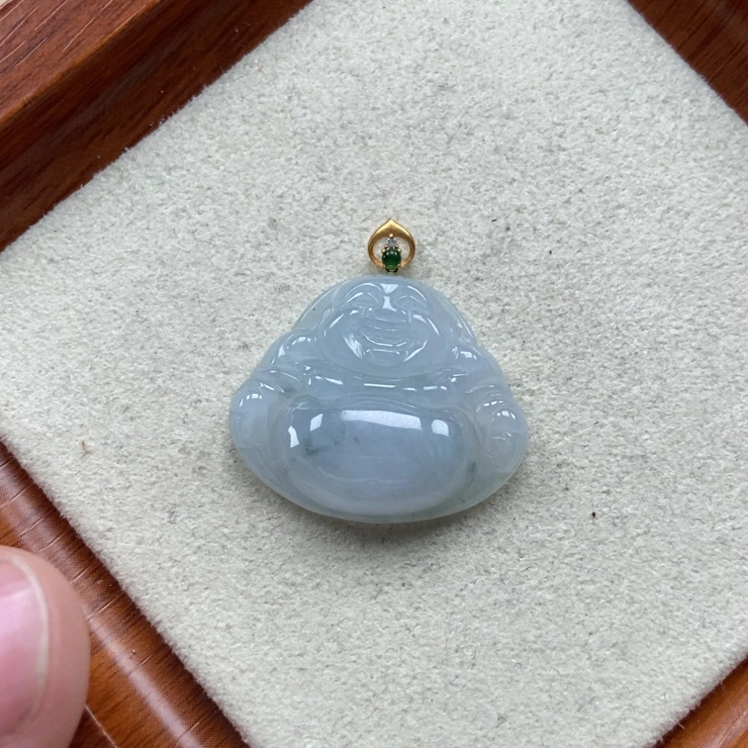 翡翠未镶嵌颈饰佛公