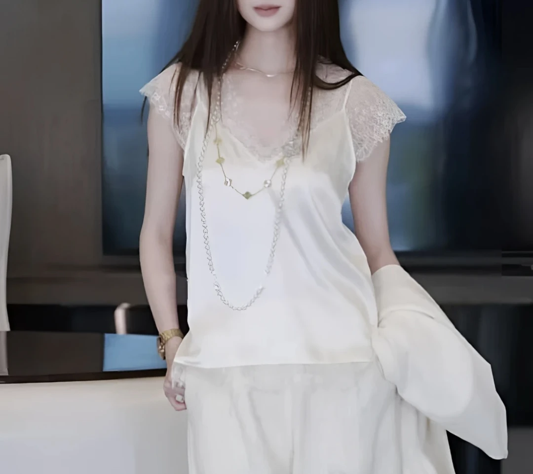 遮手臂蕾丝吊带 夏季V领蕾丝拼接吊带小背心