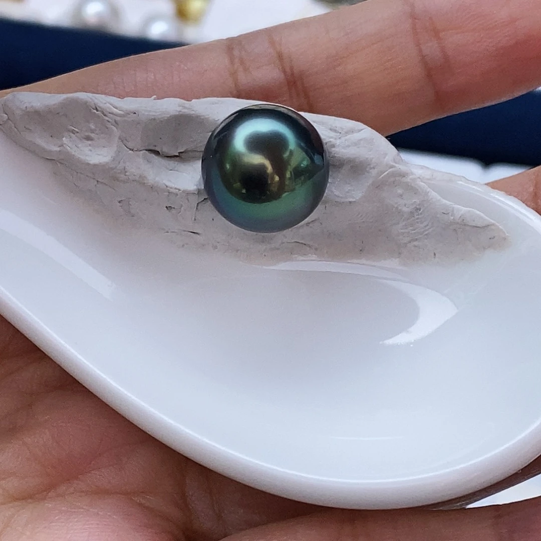 裸珠海水珍珠13.7mm炫光孔雀蓝