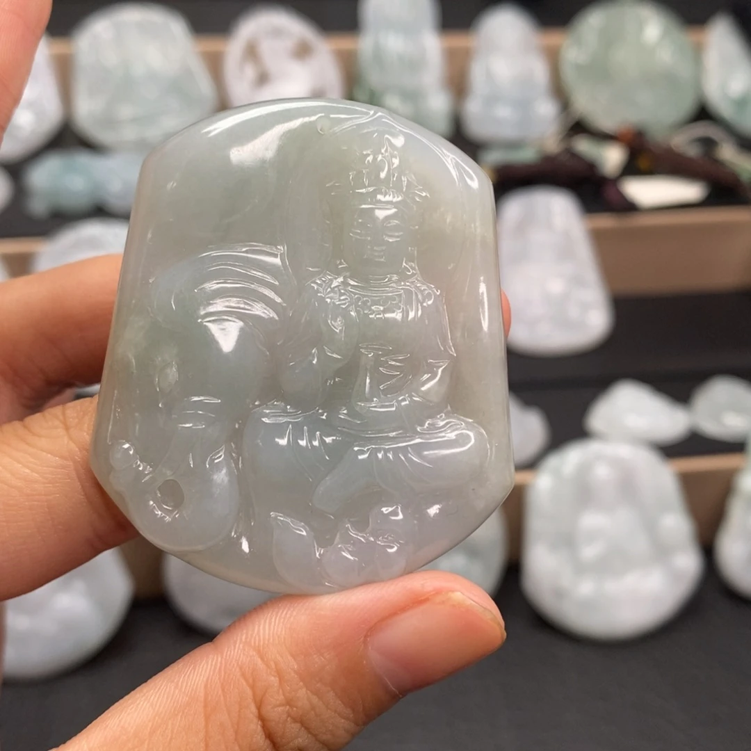 颈饰未镶嵌翡翠普贤
