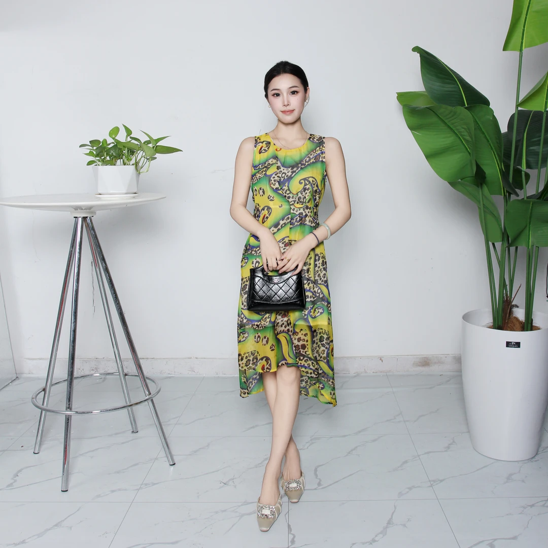 D38捡漏时尚南油轻奢品牌龙凤腾女装先到先得