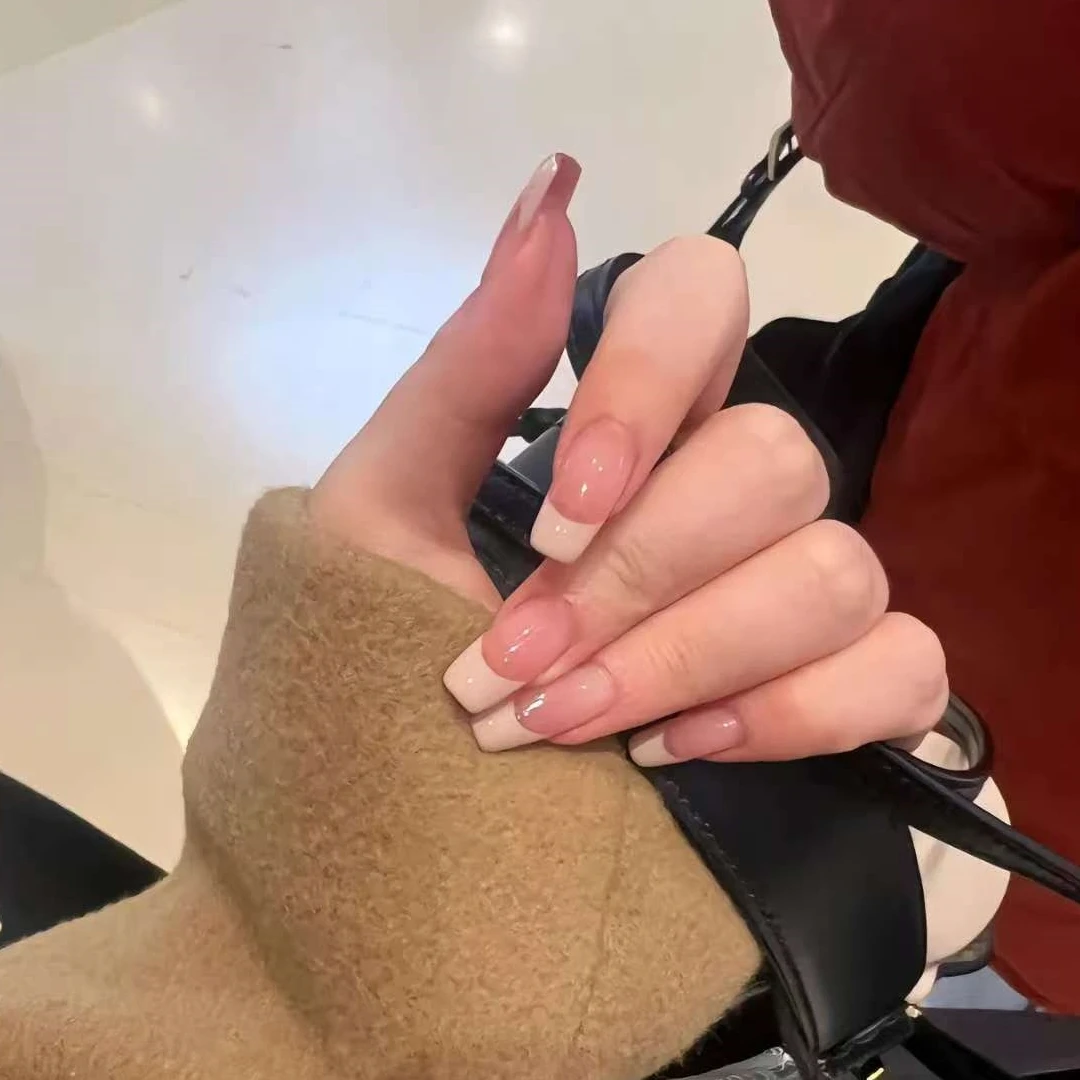 【极简】穿戴甲中长梯形带钻爆闪高级感显白轻奢手工美甲指甲贴片