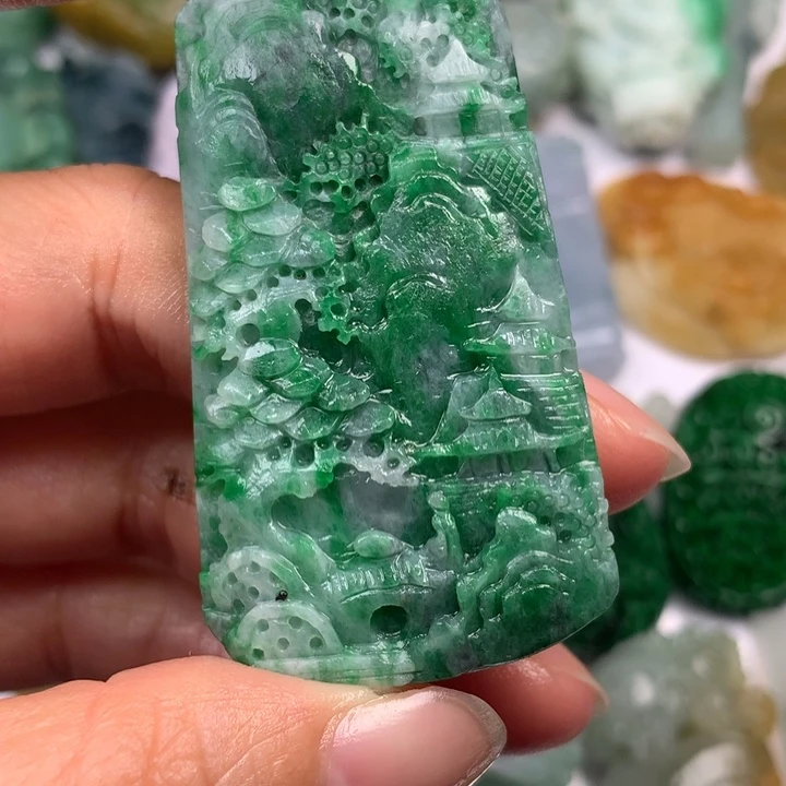 定制翡翠未镶嵌翡翠