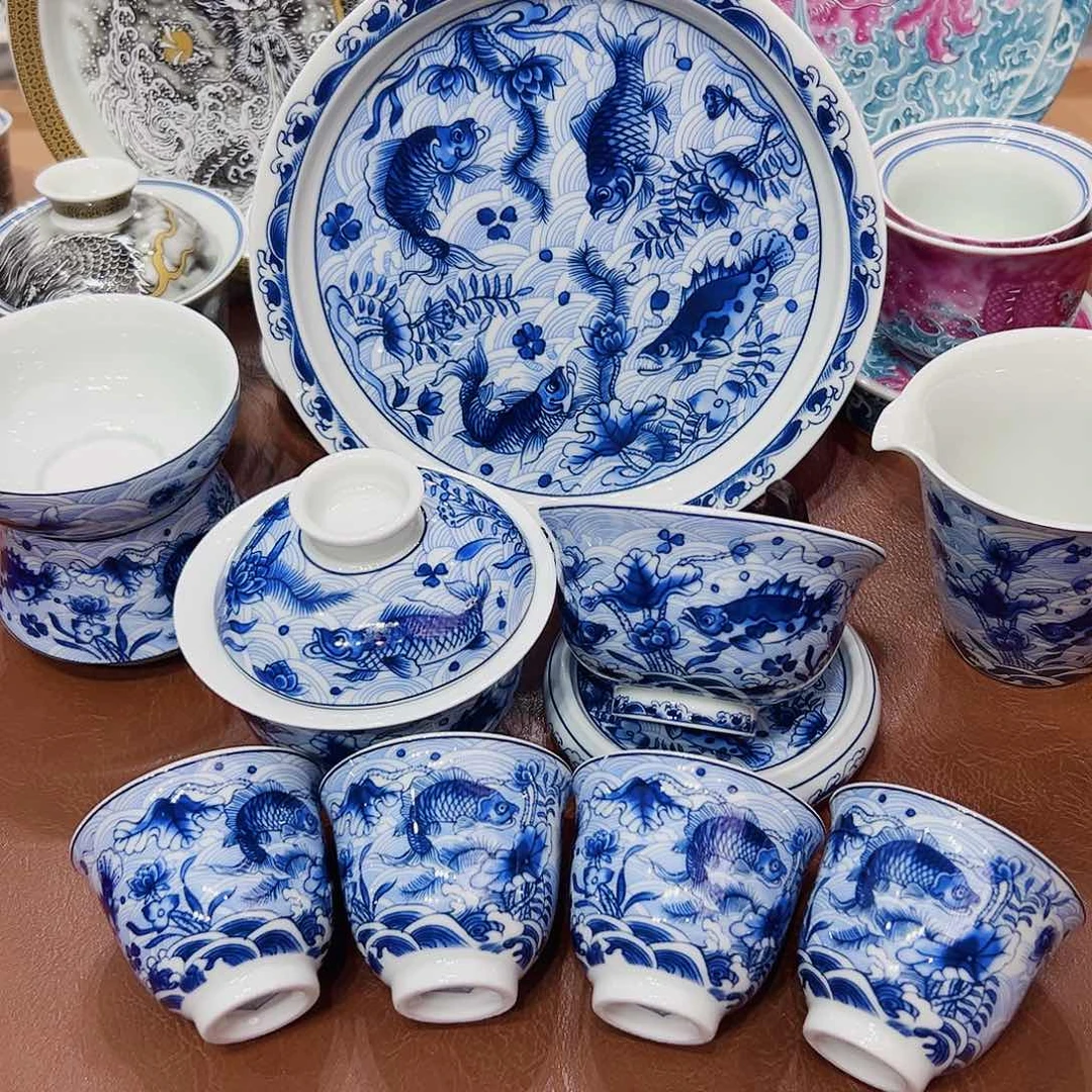 摆件景德镇陶瓷艺术展演厅及艺术展区