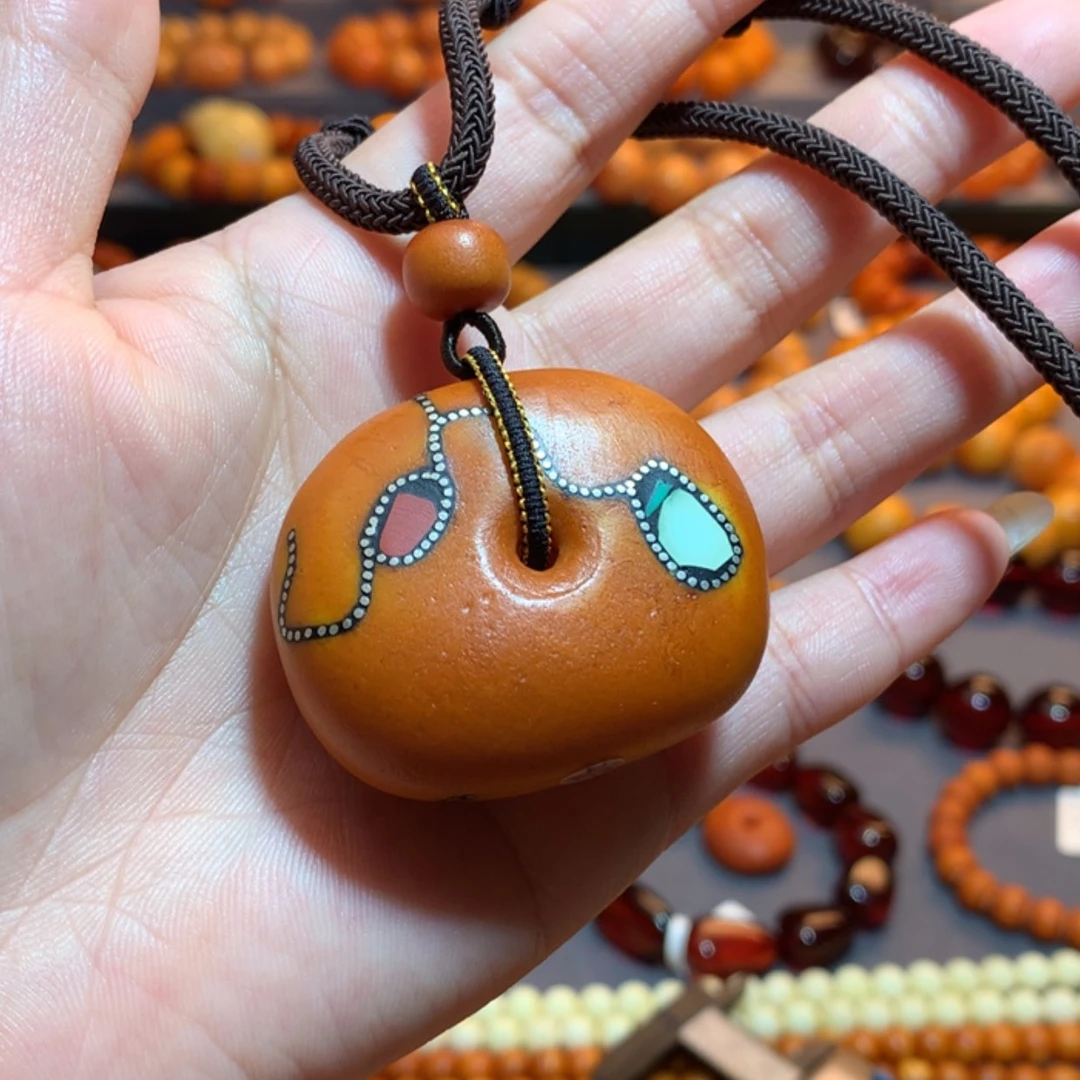【闪购商品】蜜蜡吊坠(赠链)未镶嵌