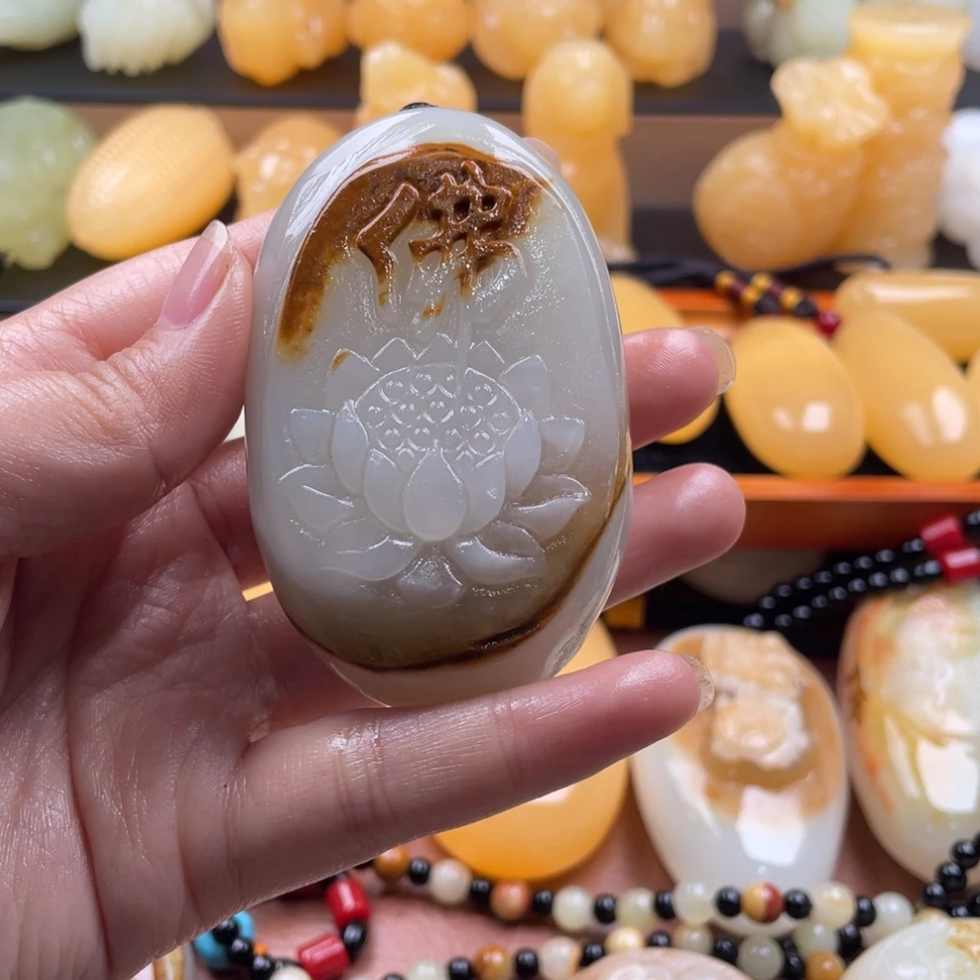 大***工石材天然古青石手把件