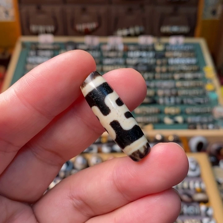 未镶嵌玛瑙/玉髓珠宝半成品?**?