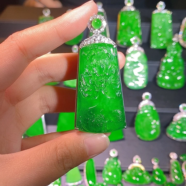 翡翠银S925镶嵌颈饰