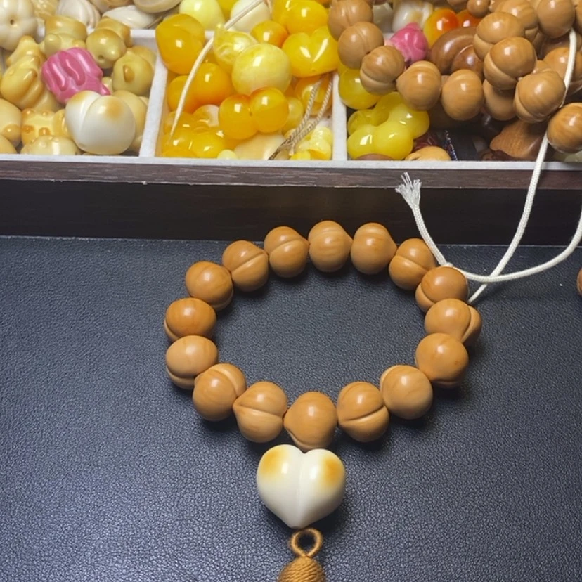 【闪购商品】吊坠猴头核桃?****?