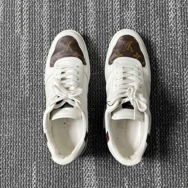 95新 LouisVuitton/路易威登 老花拼色印花白色板鞋/尺码8码#2751