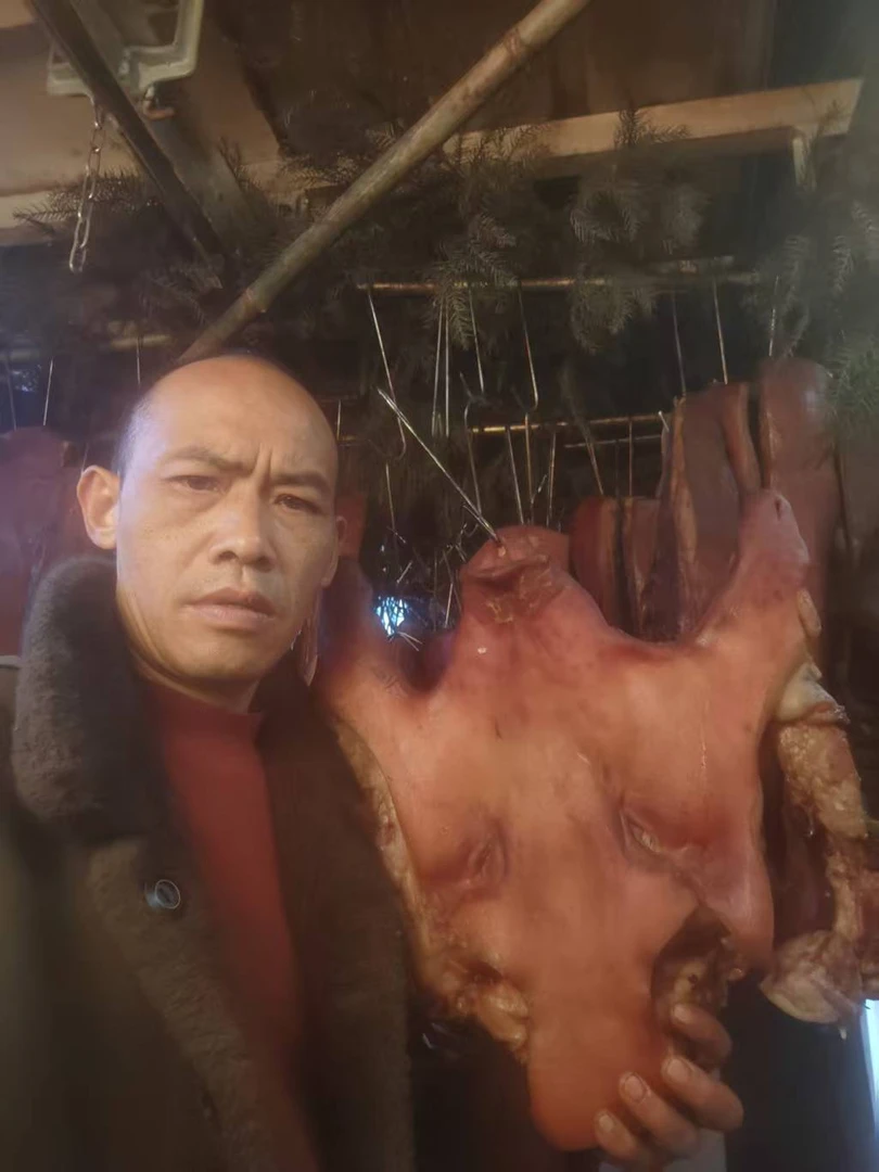【老杜哥】【直播间一单一拍】贵州风味柴火烟熏土猪腊肉