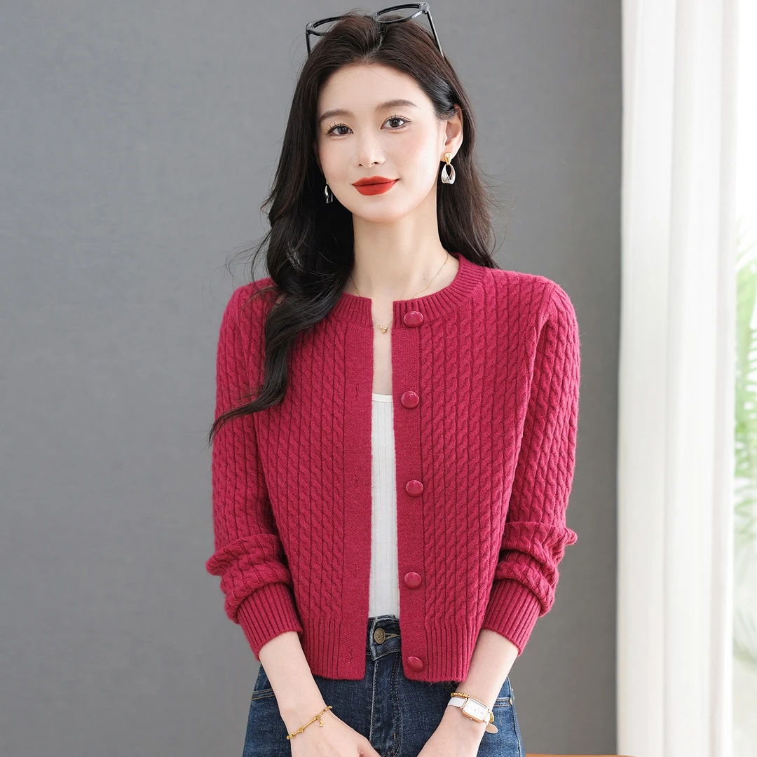 正品2025羊毛针织衫女款短款宽松开衫圆领小香风