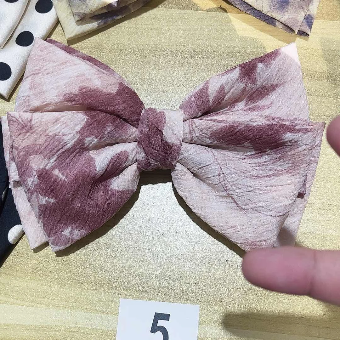 皮质铁合金蝴蝶结发夹