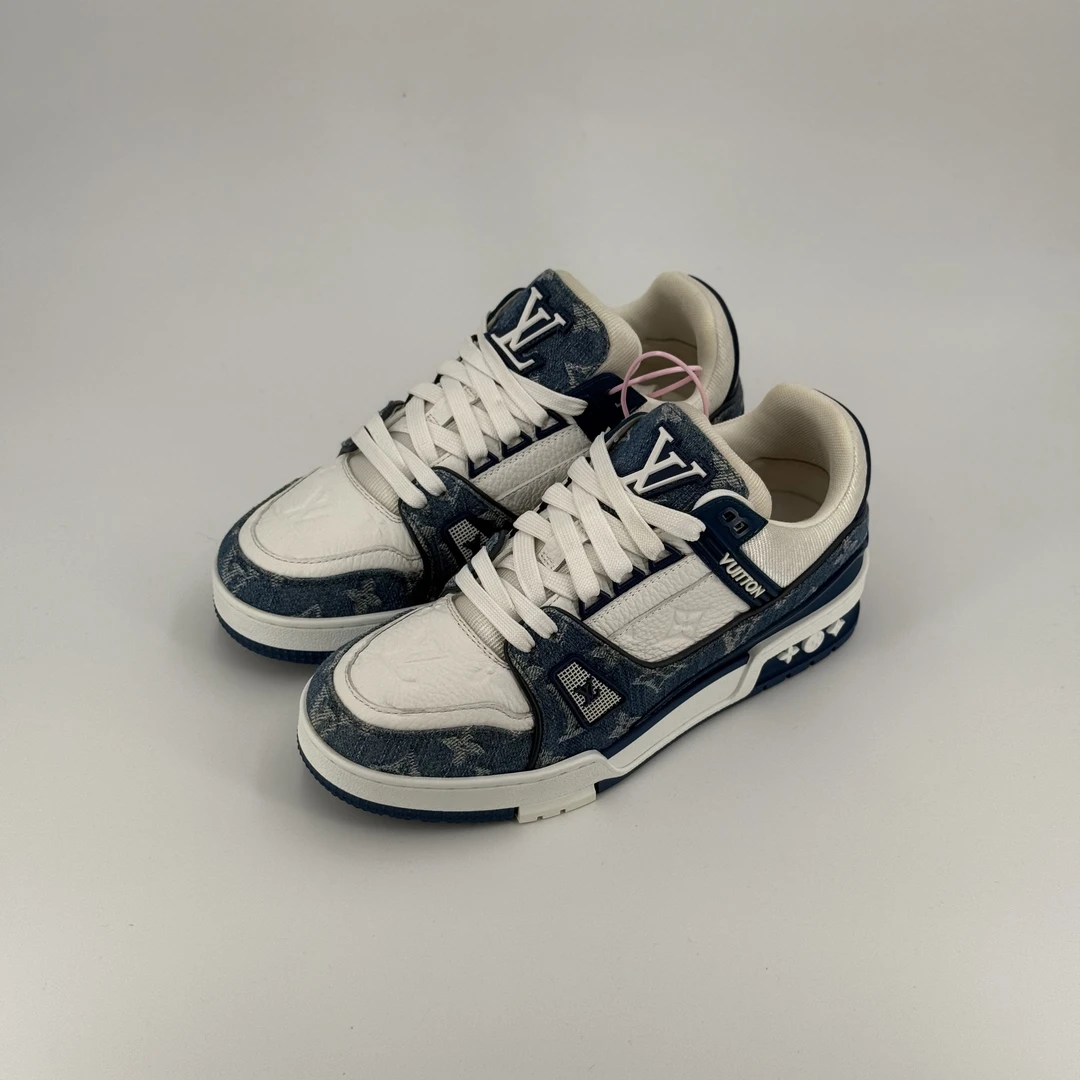 95新 LouisVuitton/路易威登 TRAINER 白蓝牛仔/原盒/37码/DM1057